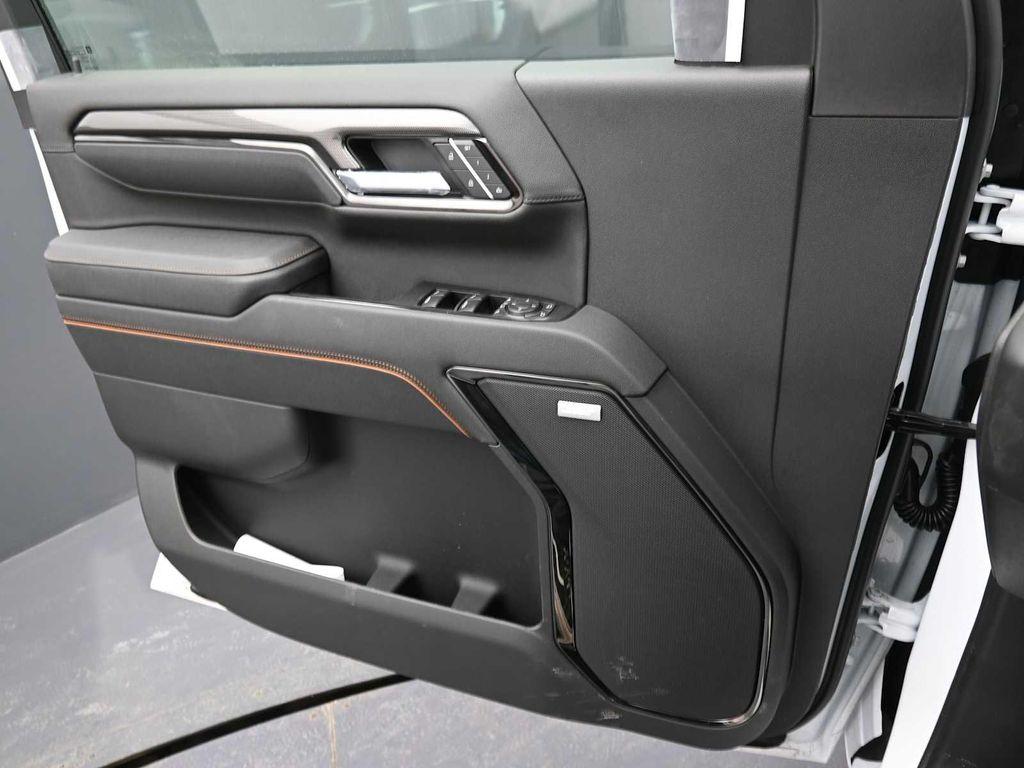 new 2026 GMC Sierra 2500 car, priced at $81,710