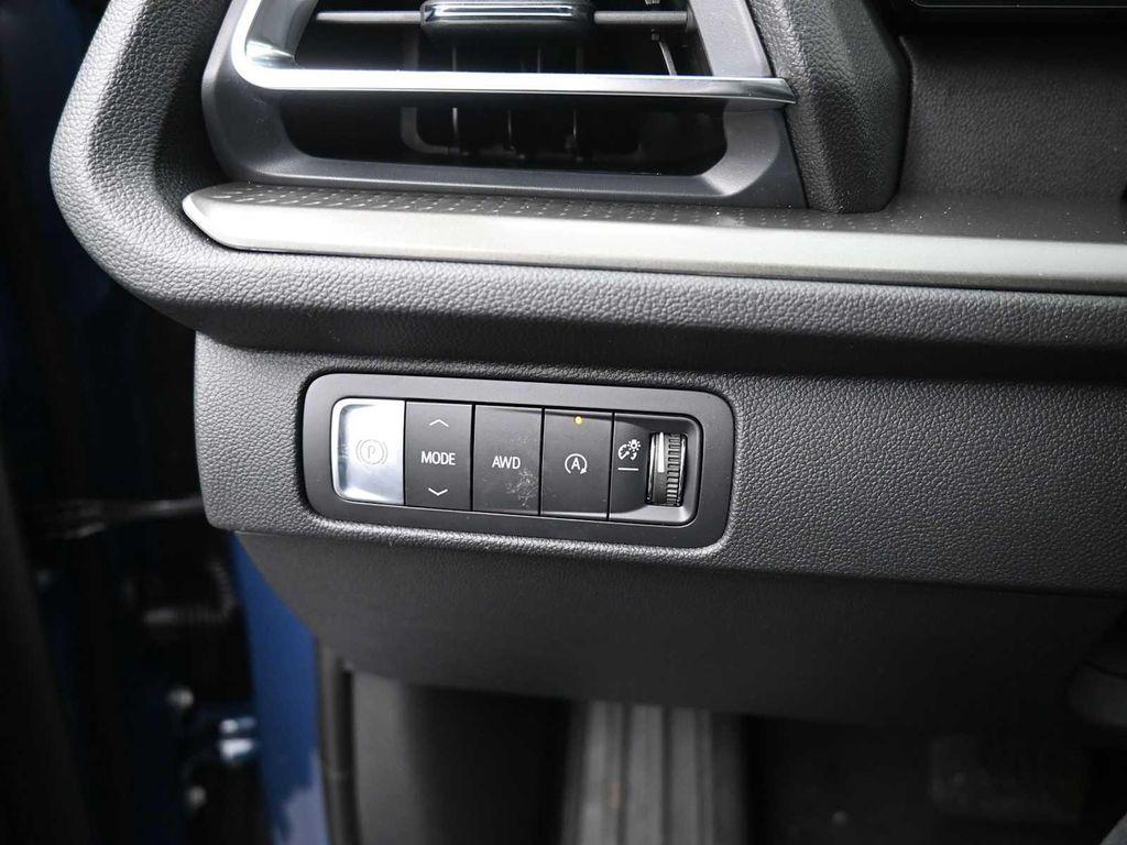 new 2026 Chevrolet Traverse car, priced at $46,270