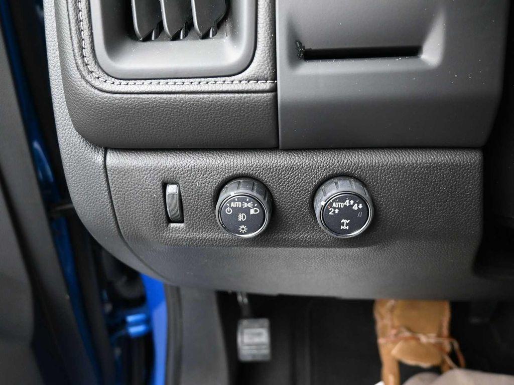 used 2022 GMC Canyon car, priced at $33,990