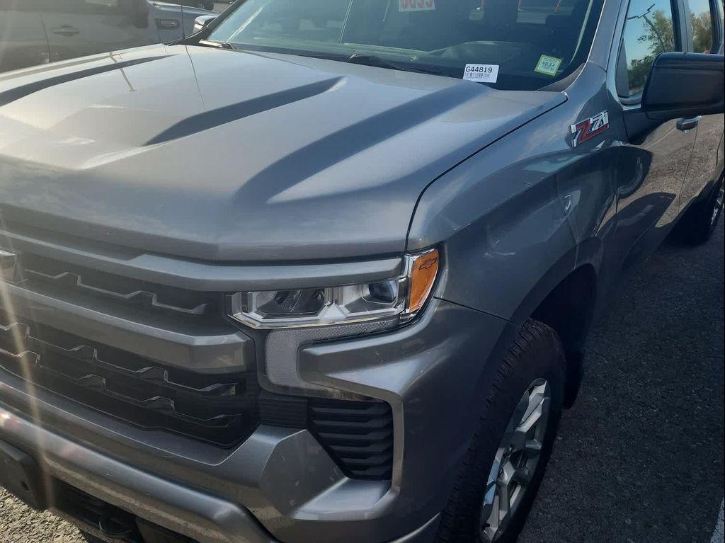 used 2024 Chevrolet Silverado 1500 car, priced at $45,990