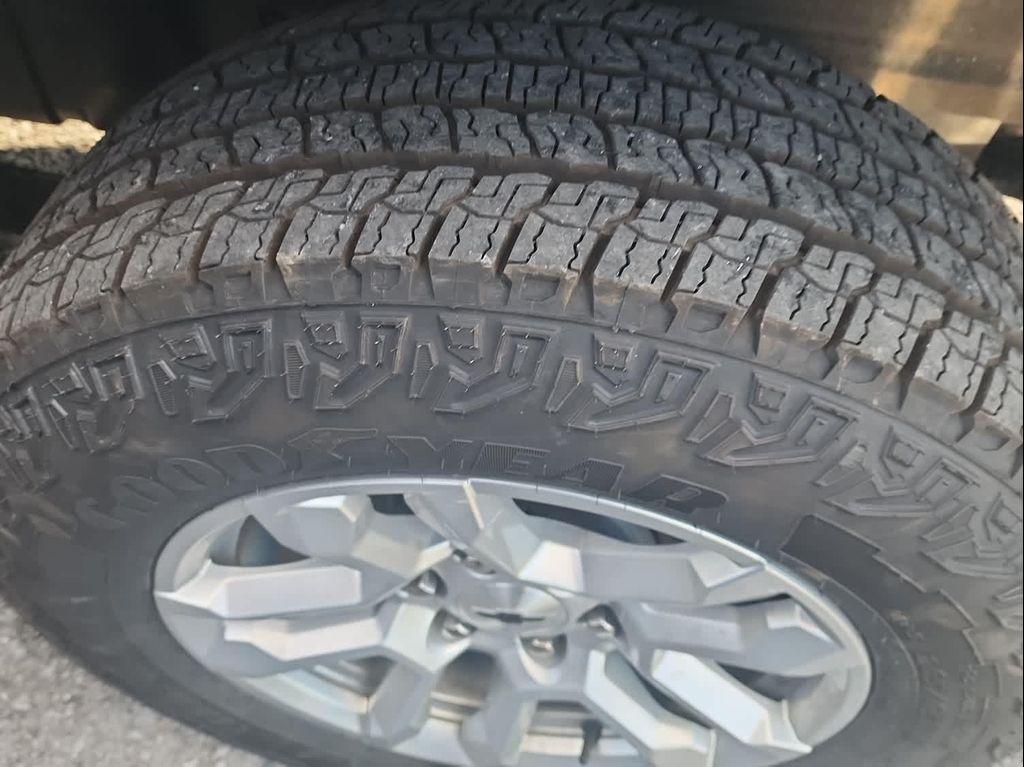 used 2024 Chevrolet Silverado 1500 car, priced at $45,990