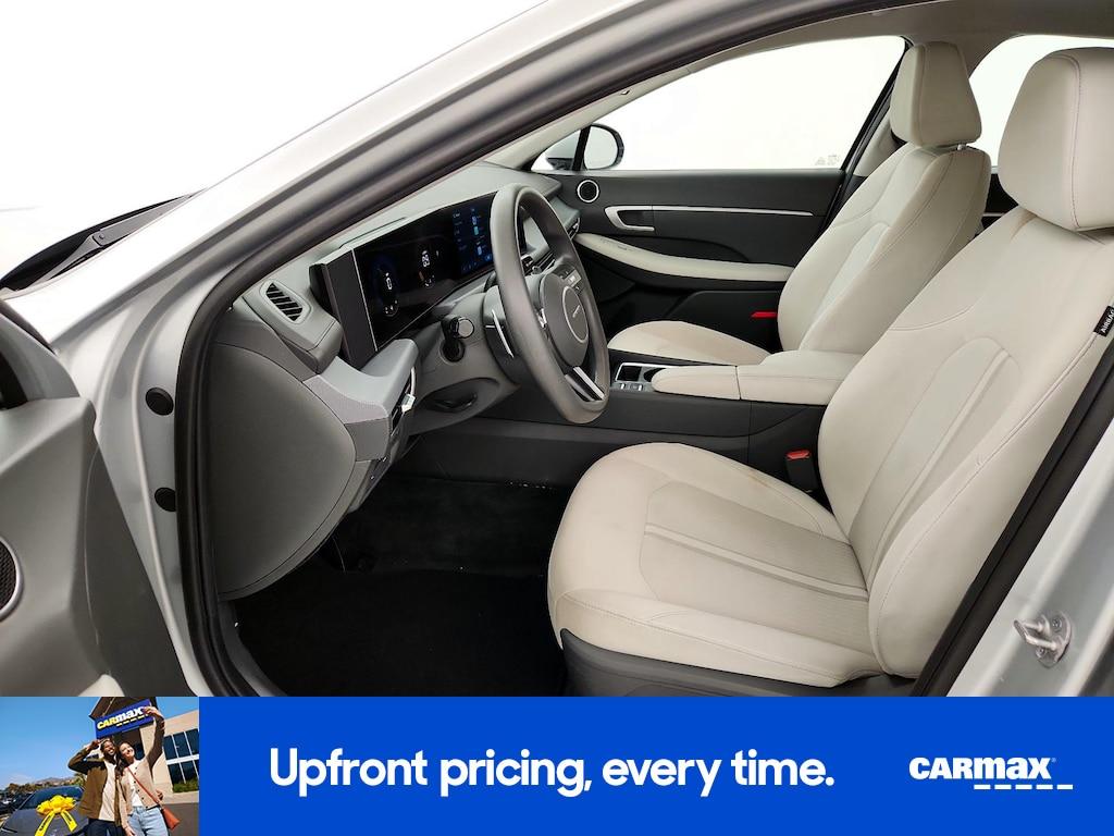 used 2025 Hyundai Sonata car, priced at $22,998