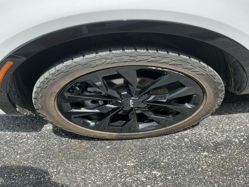 used 2022 Kia Sorento car, priced at $22,000