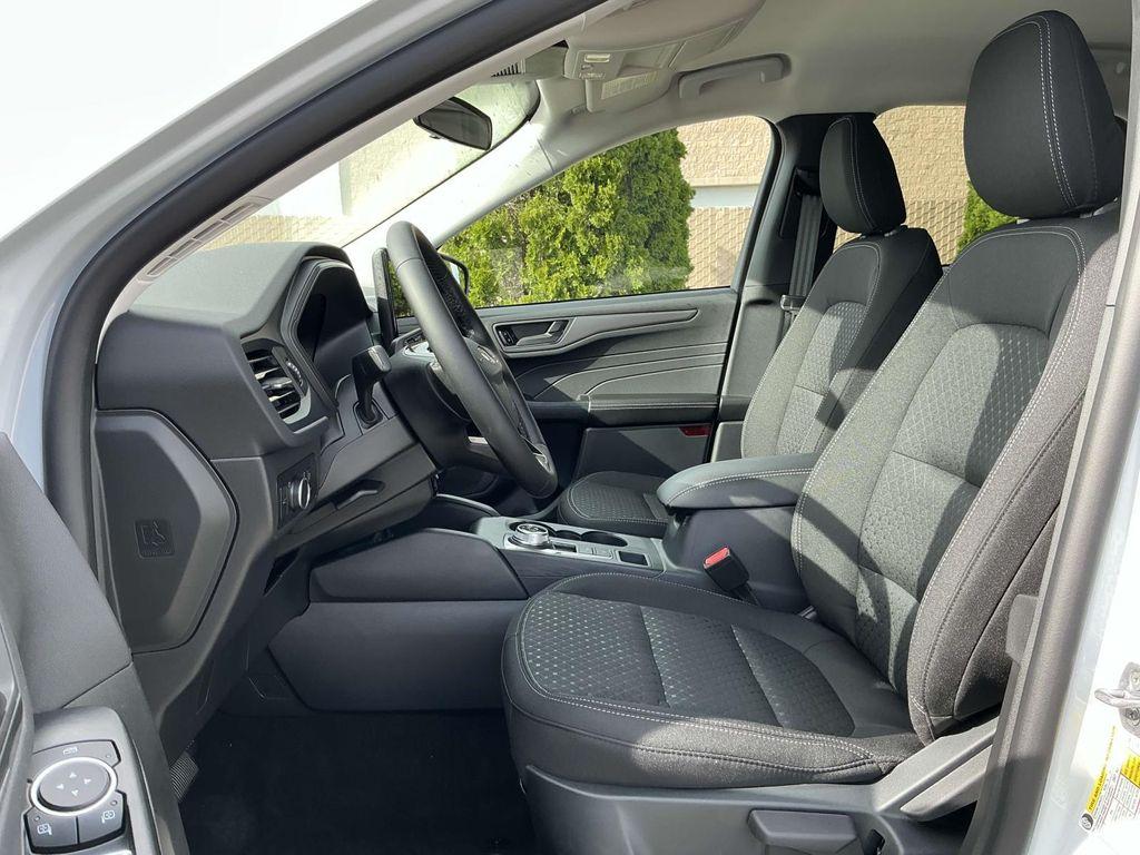 new 2025 Ford Escape car, priced at $28,500