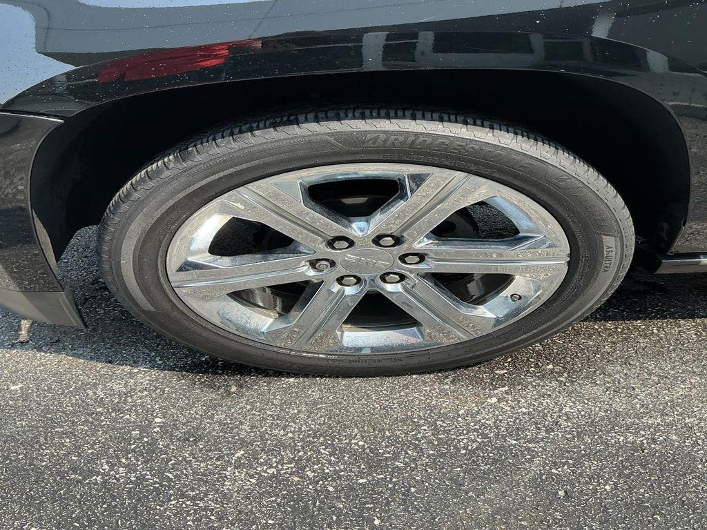 used 2018 GMC Yukon car, priced at $27,200