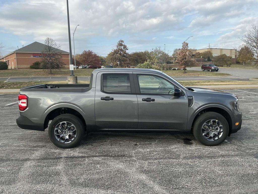 new 2025 Ford Maverick car, priced at $33,988