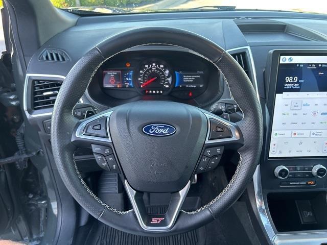 used 2024 Ford Edge car, priced at $33,500