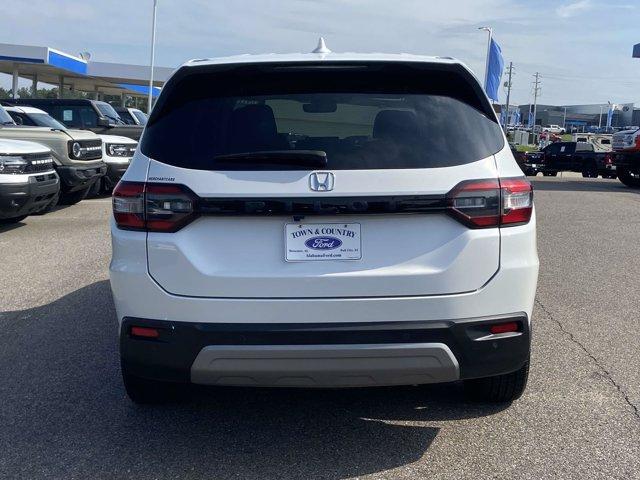 used 2025 Honda Pilot car, priced at $40,378