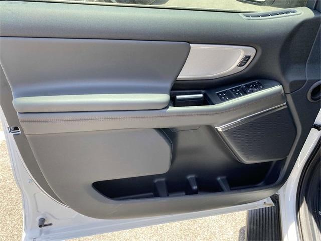 new 2025 Ford Expedition car, priced at $65,427