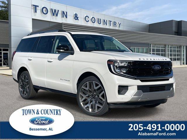 new 2025 Ford Expedition car, priced at $90,263