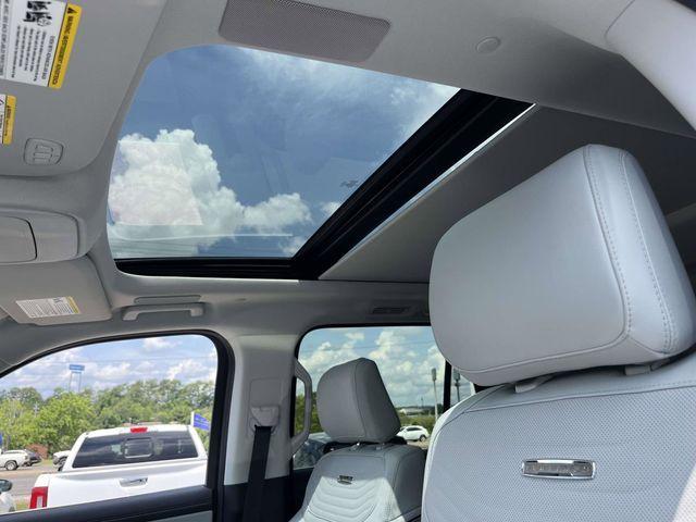 used 2025 Ford Expedition car, priced at $75,692