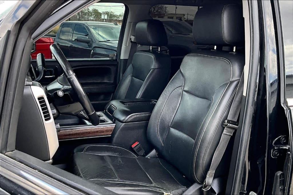 used 2018 GMC Sierra 1500 car, priced at $27,400