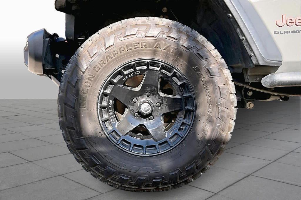 used 2021 Jeep Gladiator car, priced at $26,892