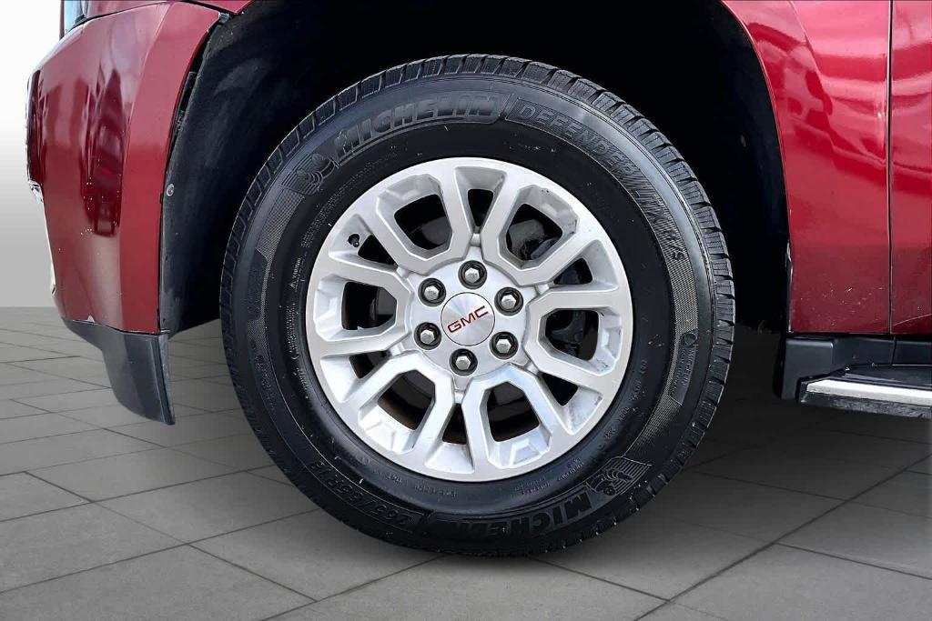 used 2017 GMC Yukon car, priced at $19,800