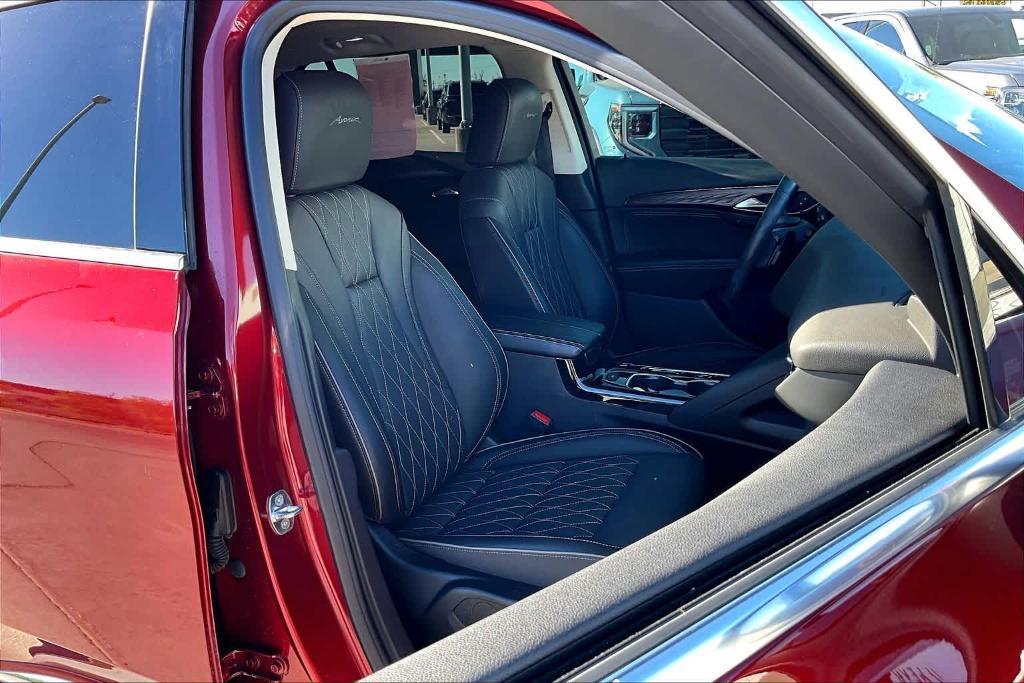 used 2023 Buick Envision car, priced at $28,146