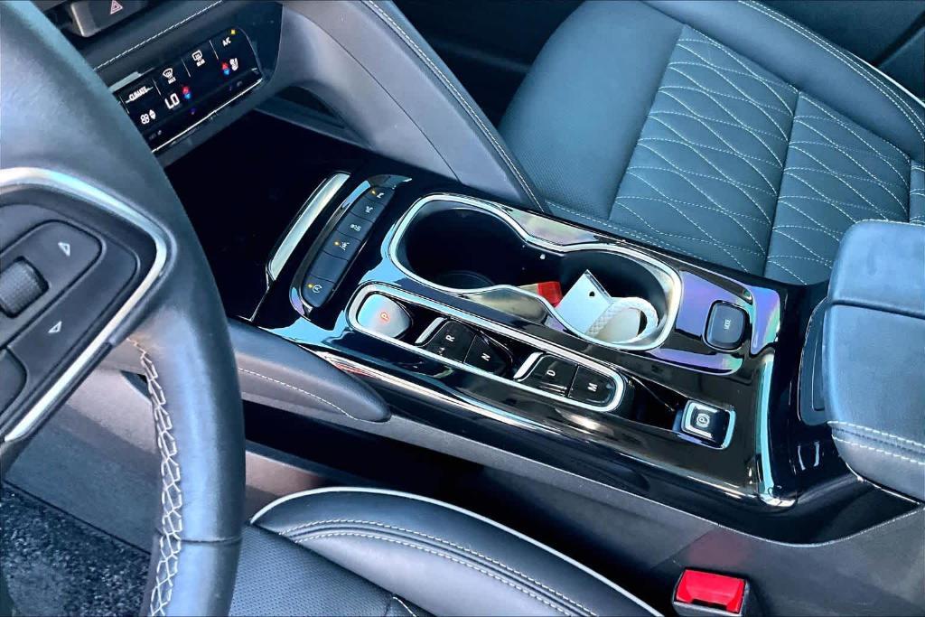 used 2023 Buick Envision car, priced at $28,146