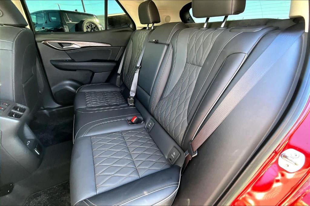 used 2023 Buick Envision car, priced at $28,146