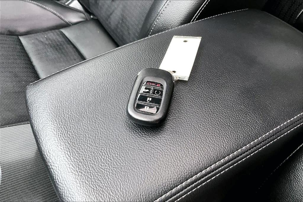 used 2025 Honda Civic Hybrid car, priced at $26,900