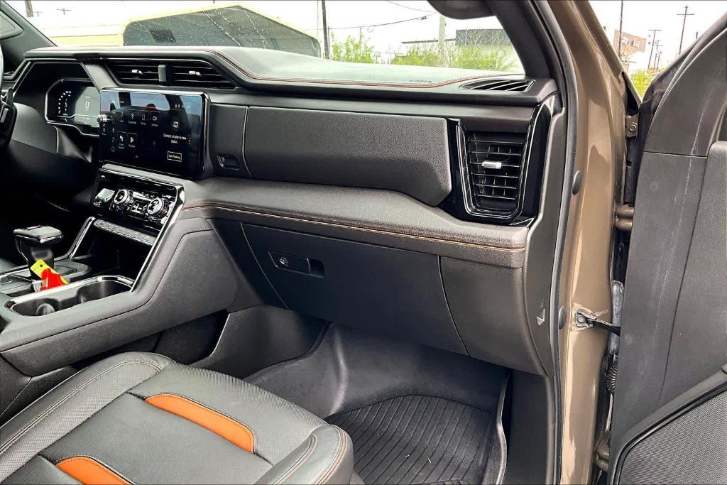 used 2023 GMC Sierra 1500 car, priced at $45,900
