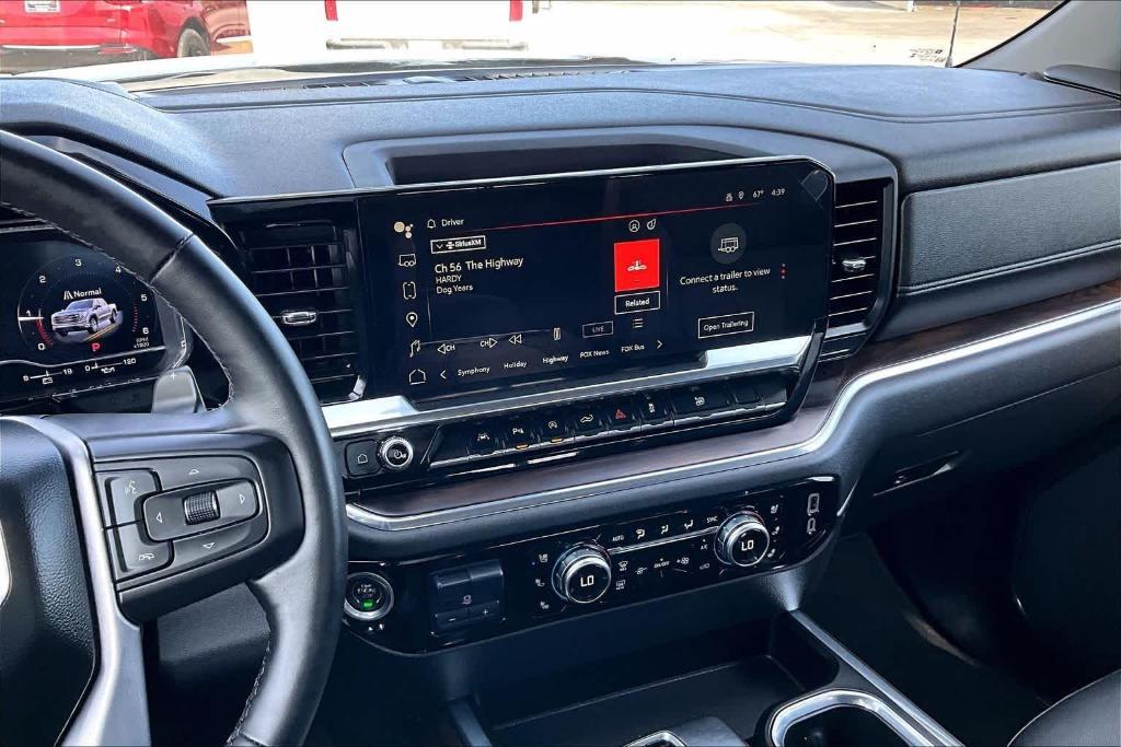 used 2024 GMC Sierra 1500 car, priced at $42,900