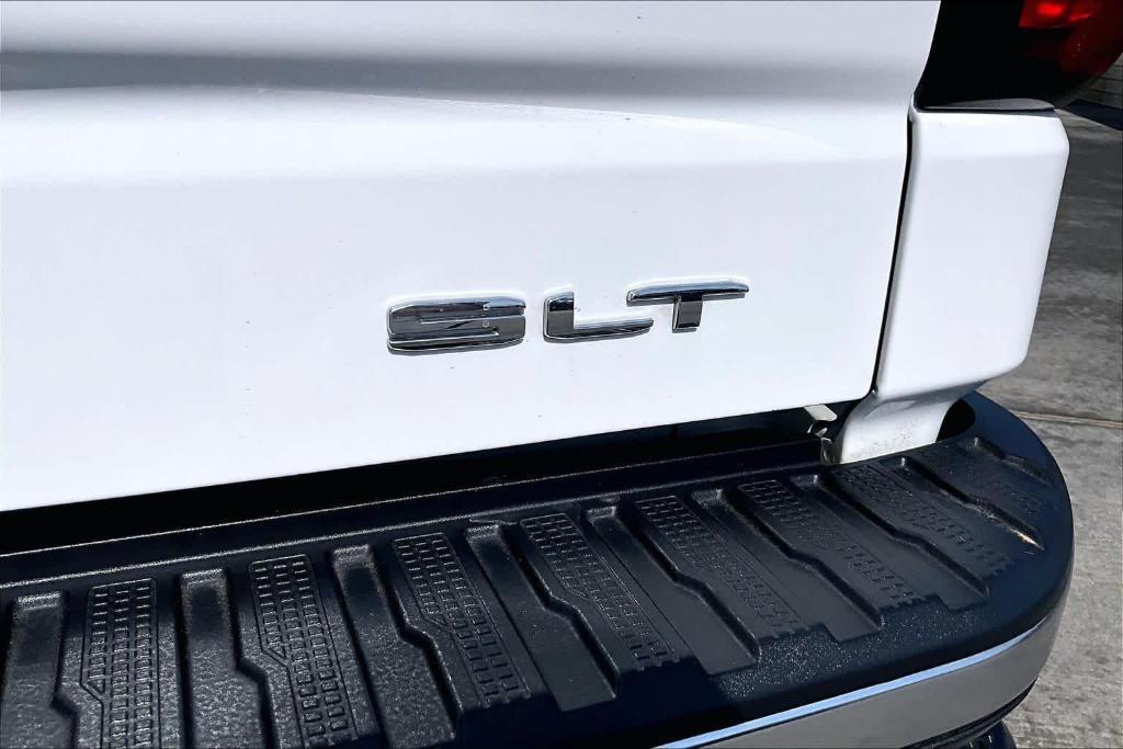 used 2024 GMC Sierra 1500 car, priced at $41,900