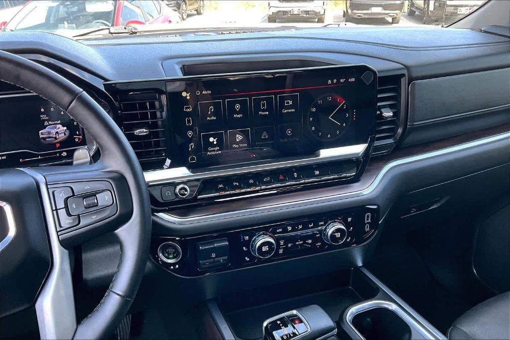 used 2024 GMC Sierra 1500 car, priced at $41,900