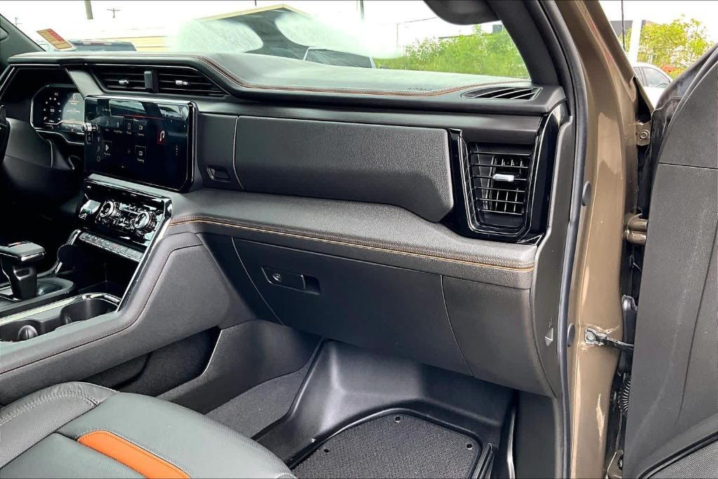 used 2024 GMC Sierra 1500 car, priced at $54,800