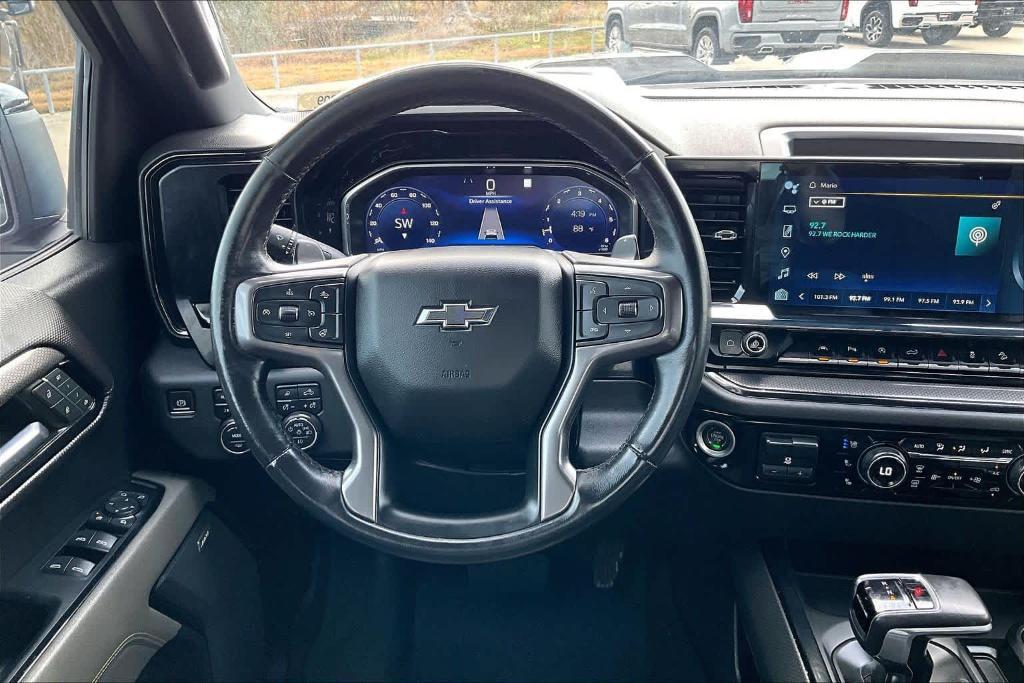 used 2022 Chevrolet Silverado 1500 car, priced at $45,709