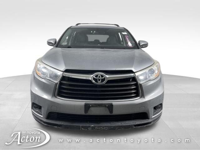 used 2014 Toyota Highlander car, priced at $18,500