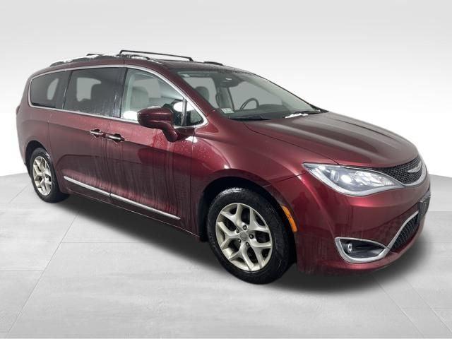 used 2017 Chrysler Pacifica car, priced at $8,875