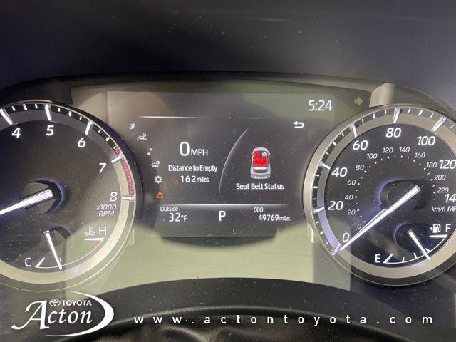 used 2022 Toyota Highlander car, priced at $33,150