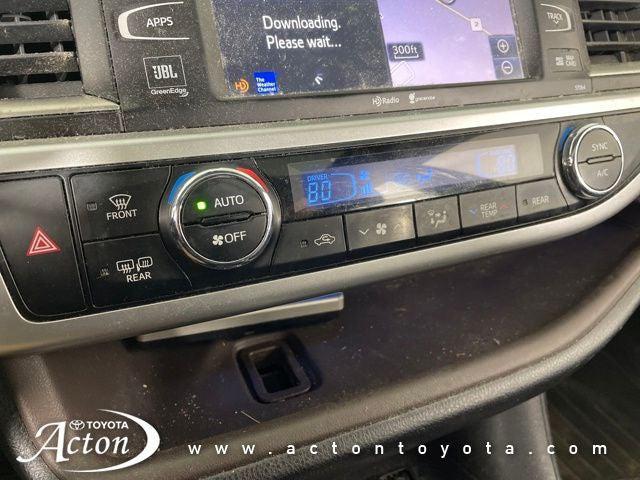 used 2015 Toyota Highlander Hybrid car, priced at $12,495