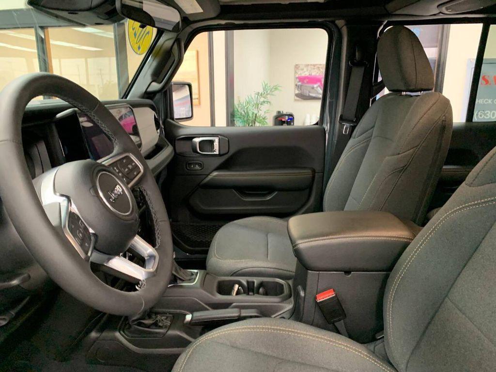 used 2025 Jeep Wrangler car, priced at $32,912