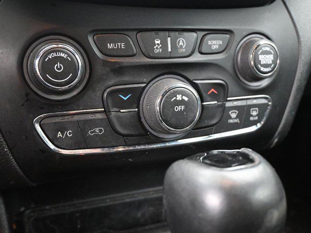 used 2020 Jeep Cherokee car, priced at $13,991