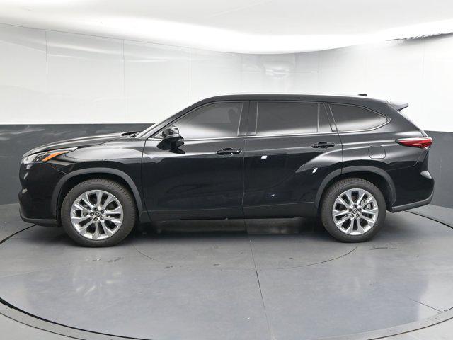 used 2023 Toyota Highlander car, priced at $34,794