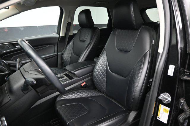 used 2024 Ford Edge car, priced at $28,491