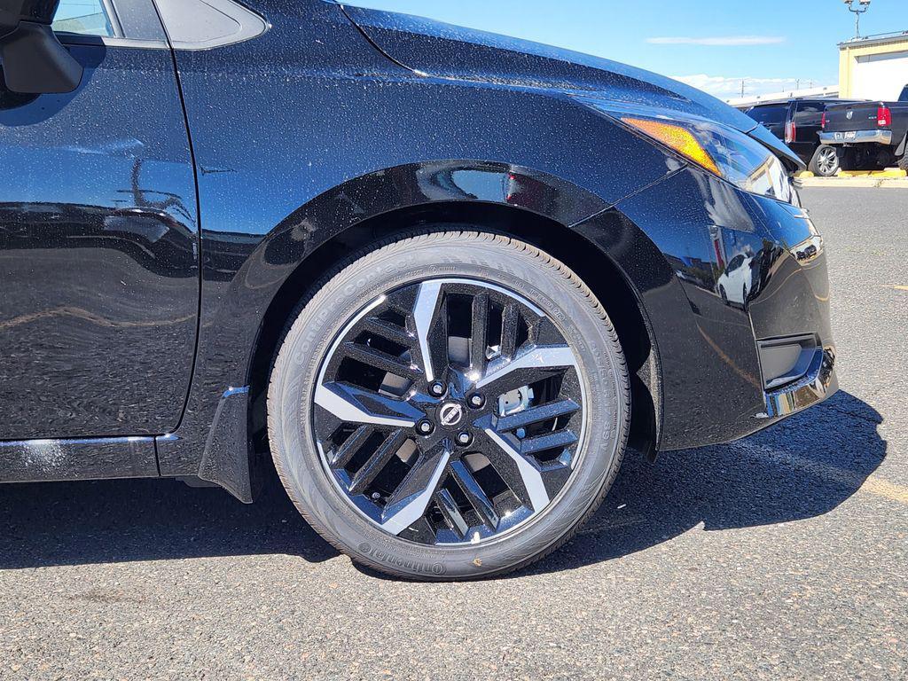 new 2025 Nissan Versa car, priced at $22,500