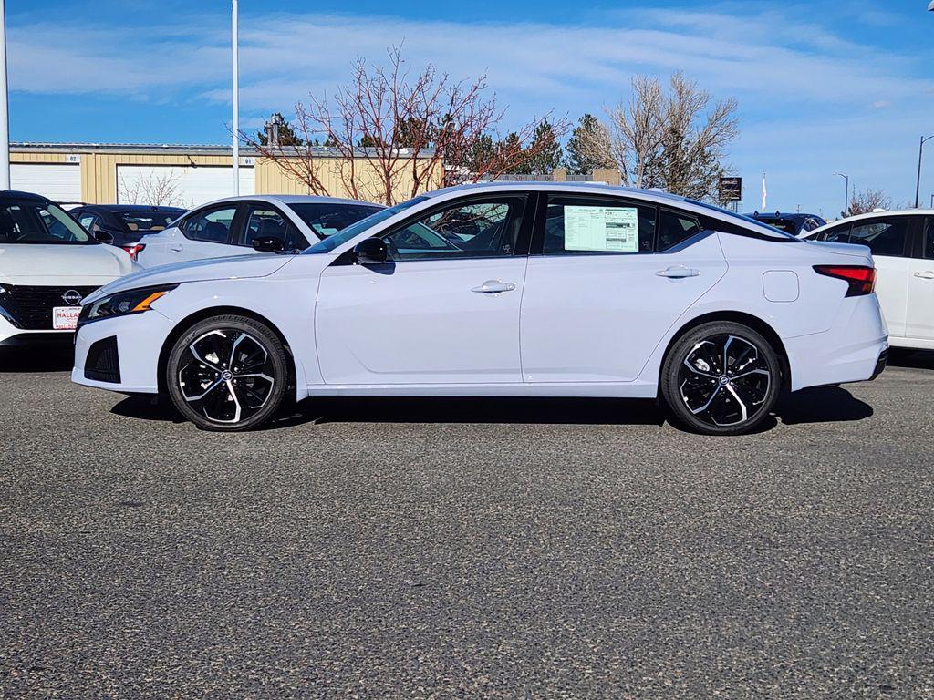 new 2025 Nissan Altima car, priced at $31,900