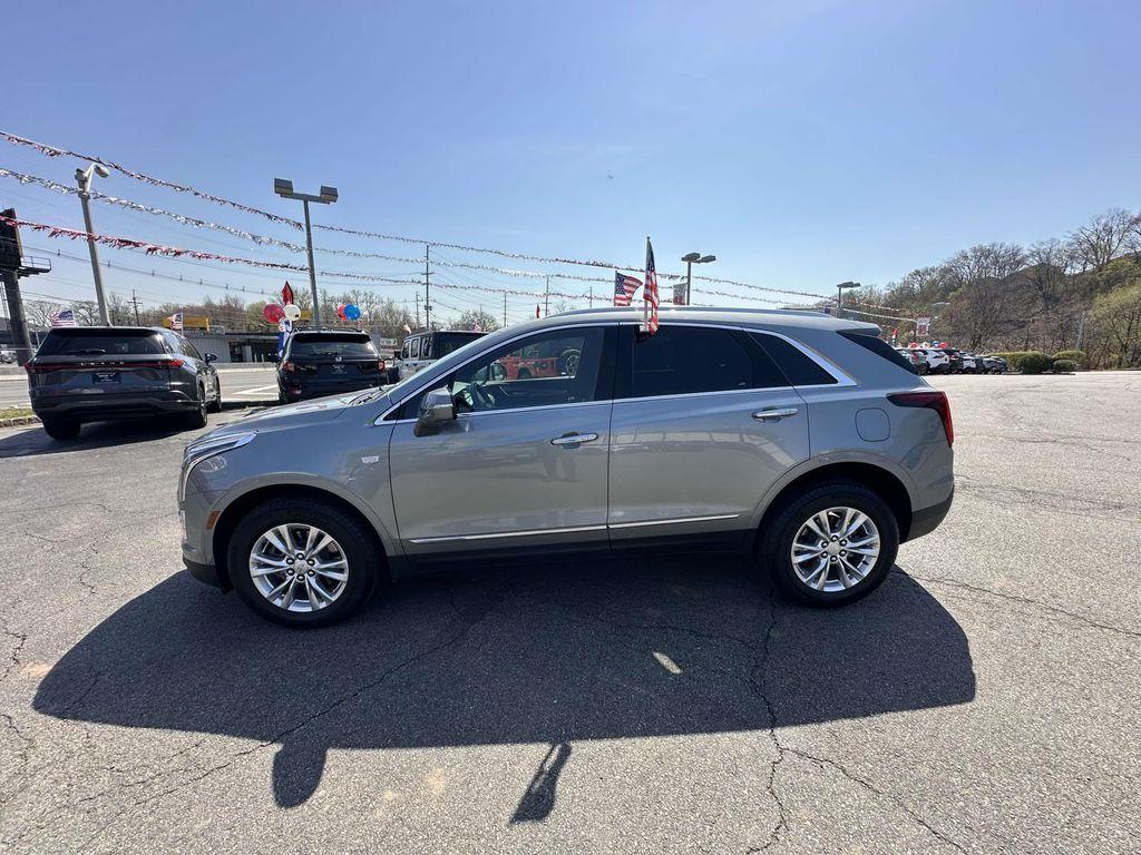 used 2025 Cadillac XT5 car, priced at $31,990