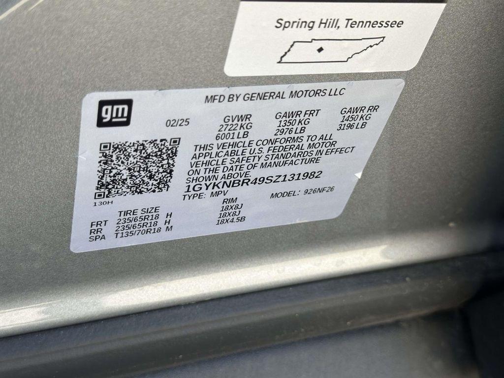 used 2025 Cadillac XT5 car, priced at $31,990