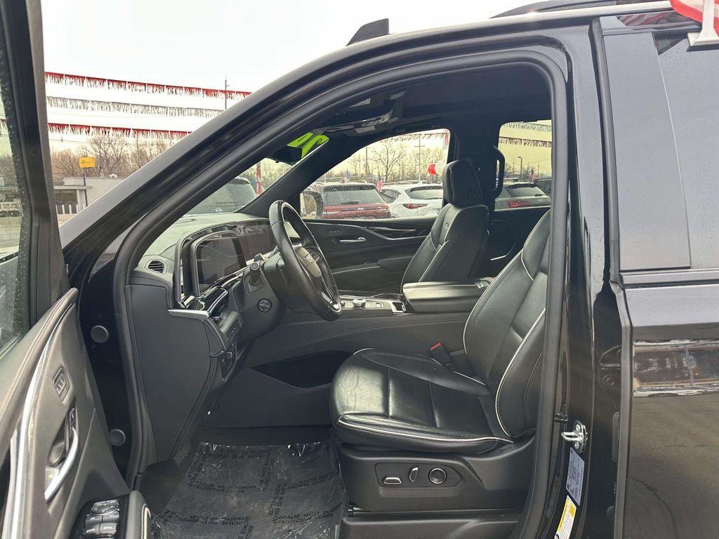 used 2024 Cadillac Escalade car, priced at $67,990