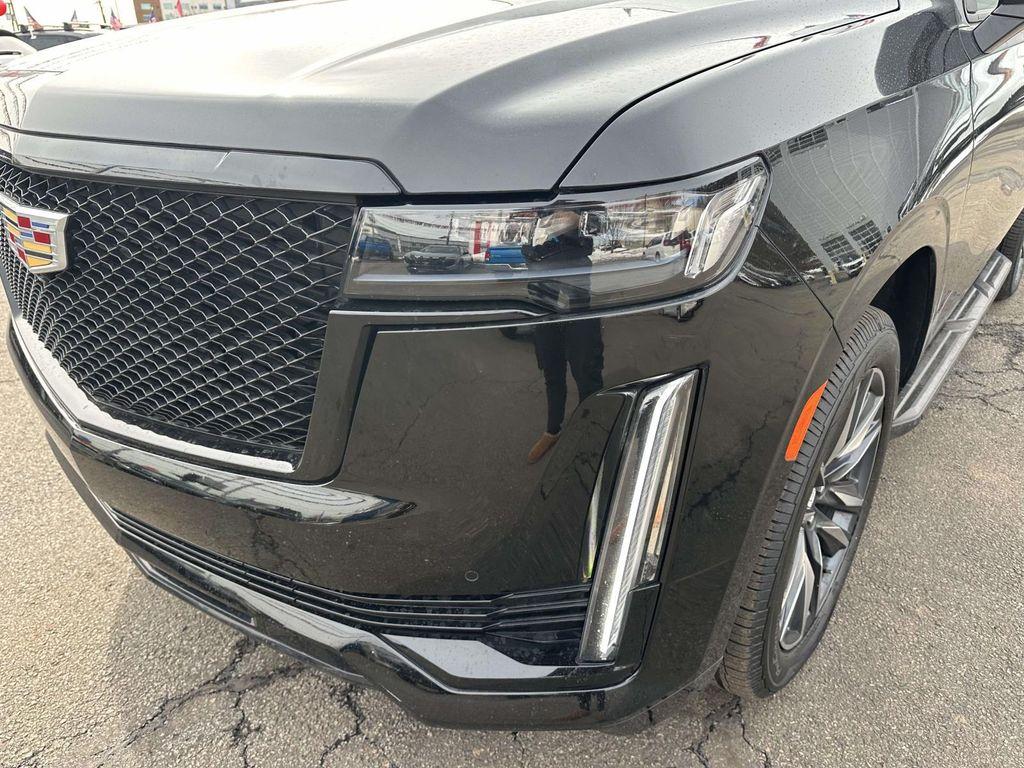 used 2024 Cadillac Escalade car, priced at $67,990