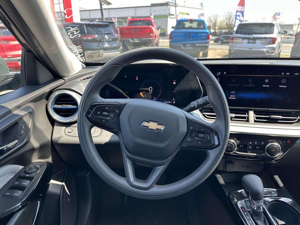 used 2025 Chevrolet Trax car, priced at $19,690