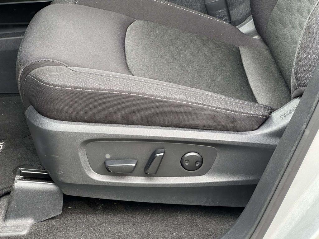 used 2025 Nissan Pathfinder car, priced at $28,994
