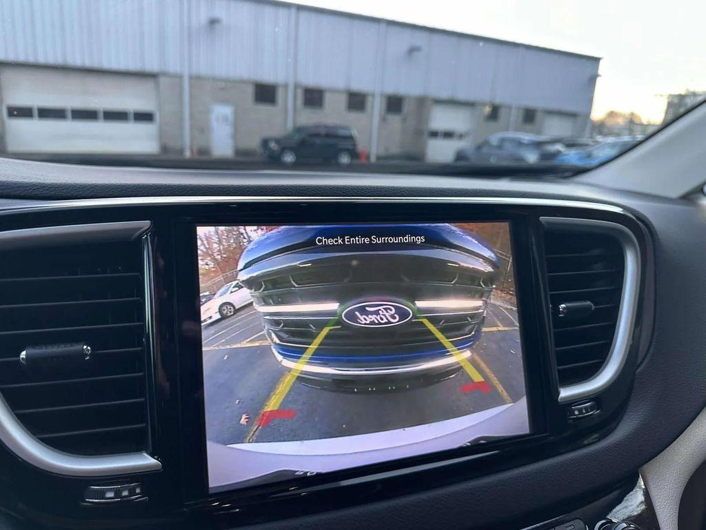 used 2024 Chrysler Pacifica car, priced at $22,995