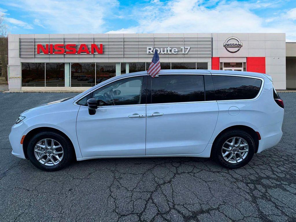used 2024 Chrysler Pacifica car, priced at $22,995