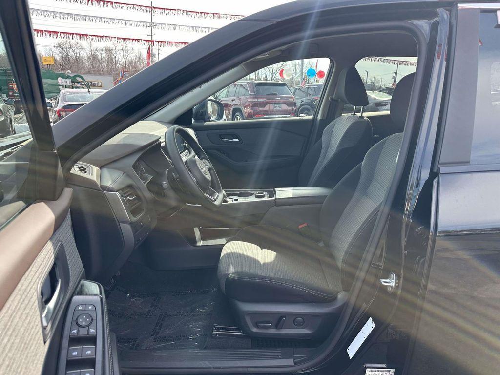 used 2023 Nissan Rogue car, priced at $21,890