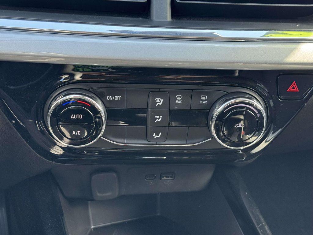 used 2025 Chevrolet Trax car, priced at $18,690