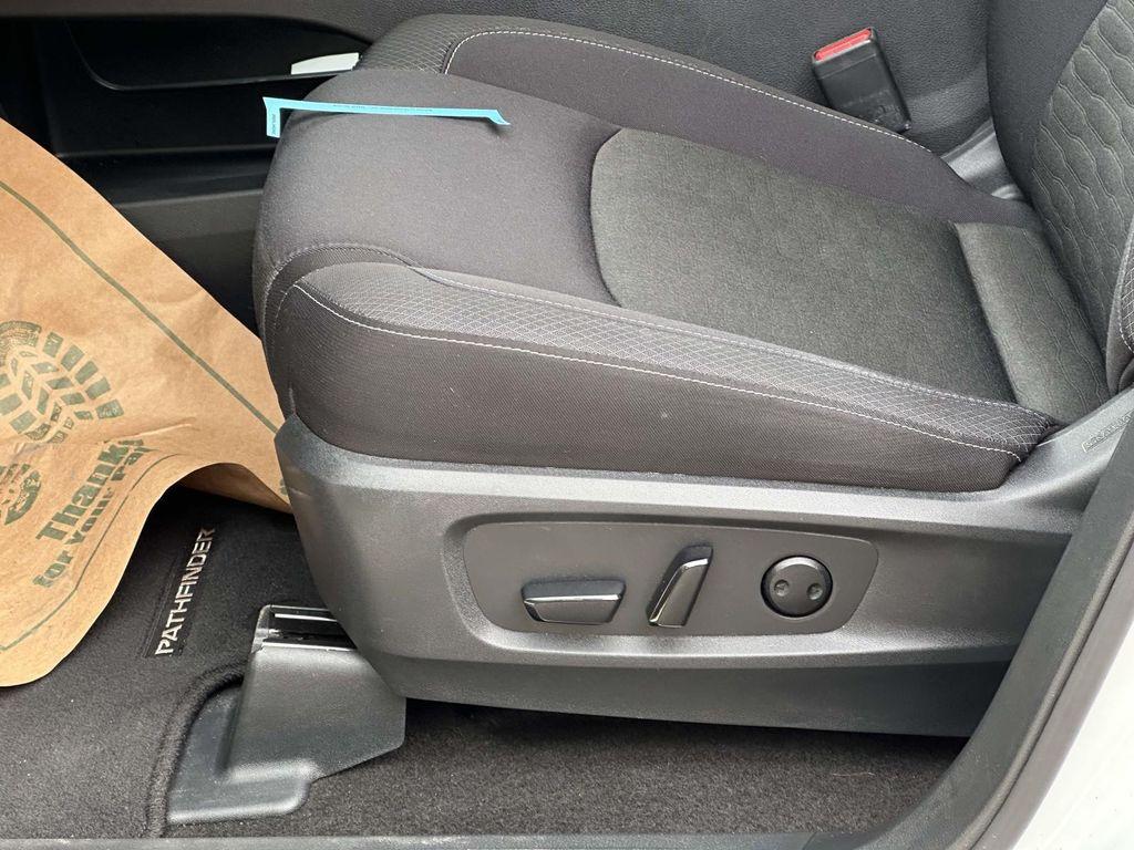 used 2024 Nissan Pathfinder car, priced at $28,895