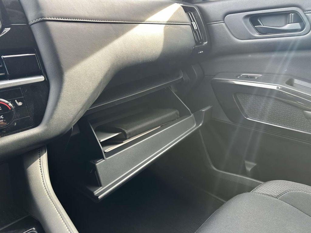 used 2024 Nissan Pathfinder car, priced at $28,895